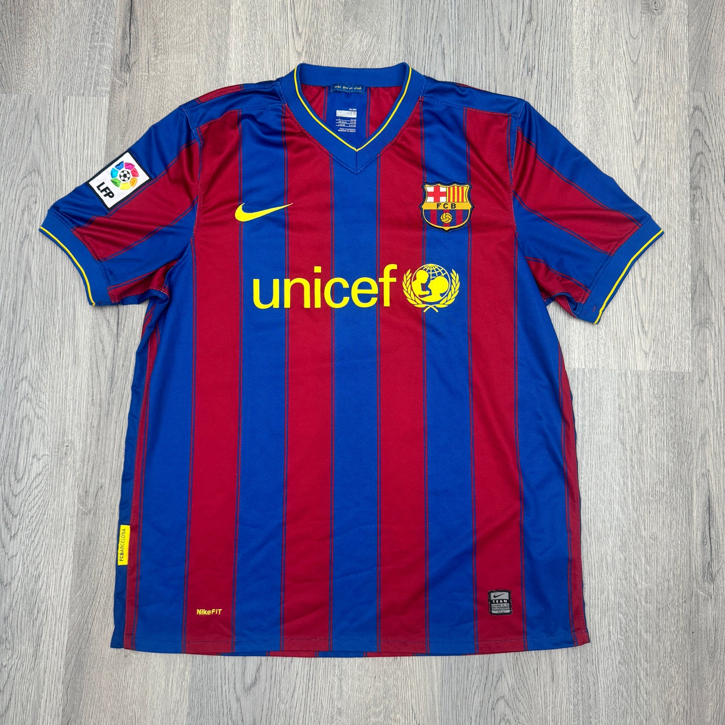 Nike Messi FC Barcelona 09/10 Home Jersey