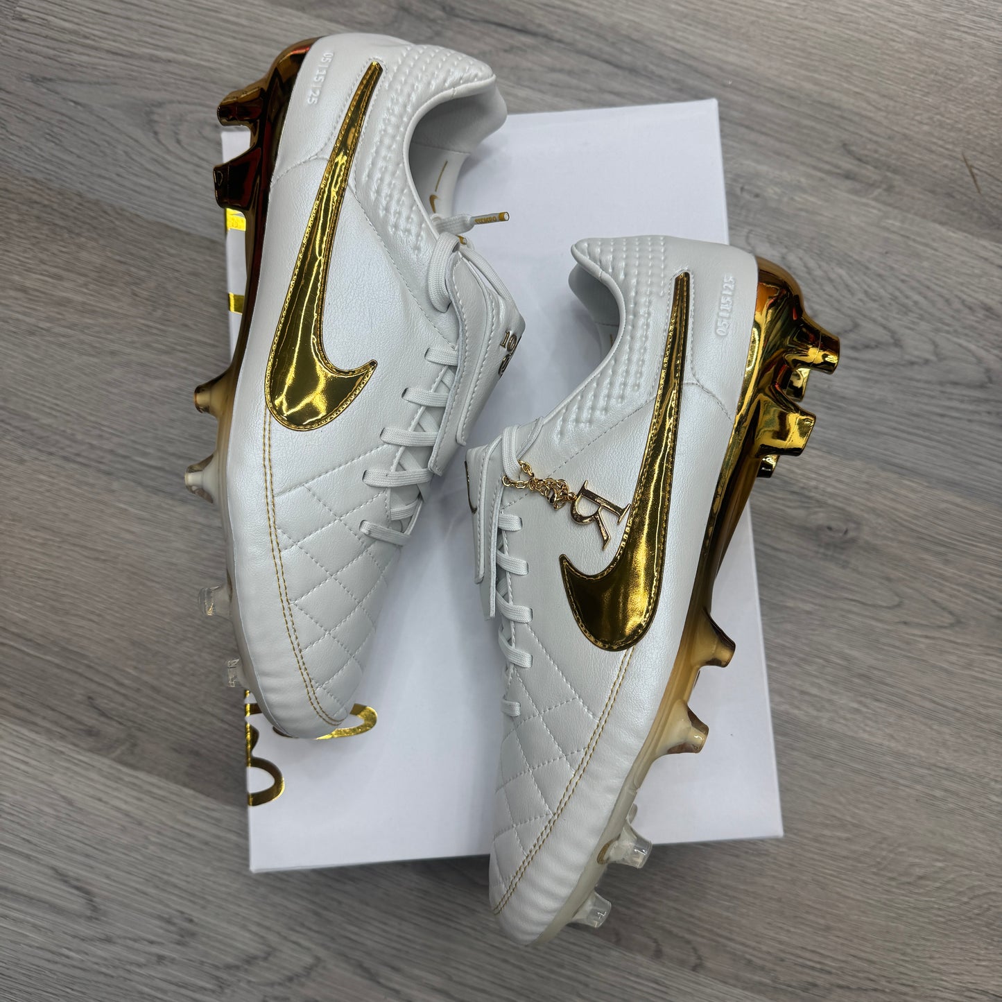 Nike Tiempo Legend SE FG R10 Touch of Gold