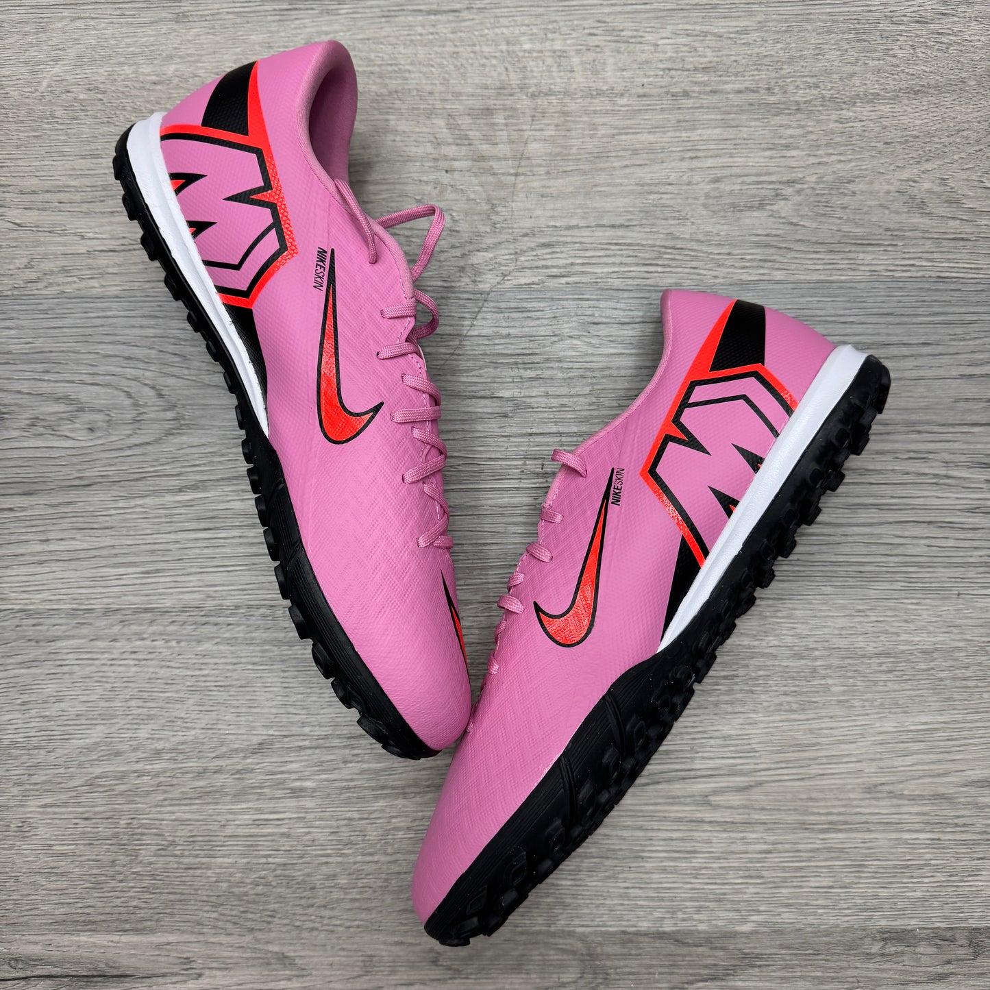 Nike Mercurial Vapor 16 Academy Turf - Scary Good